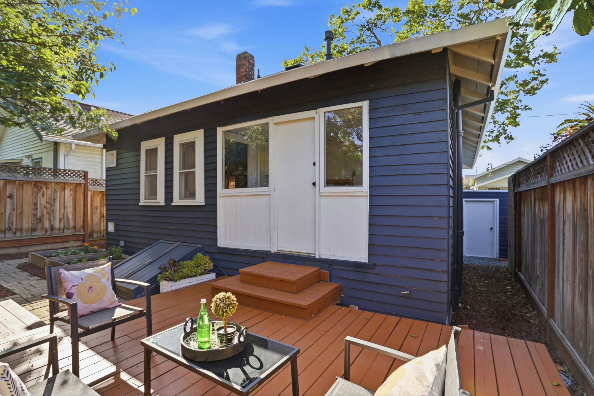 035_F8_232 Washington St