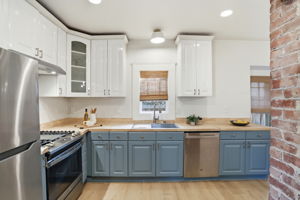 016_F8_232 Washington St