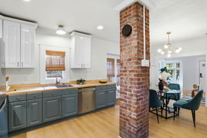 017_F8_232 Washington St