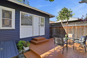 036_F8_232 Washington St