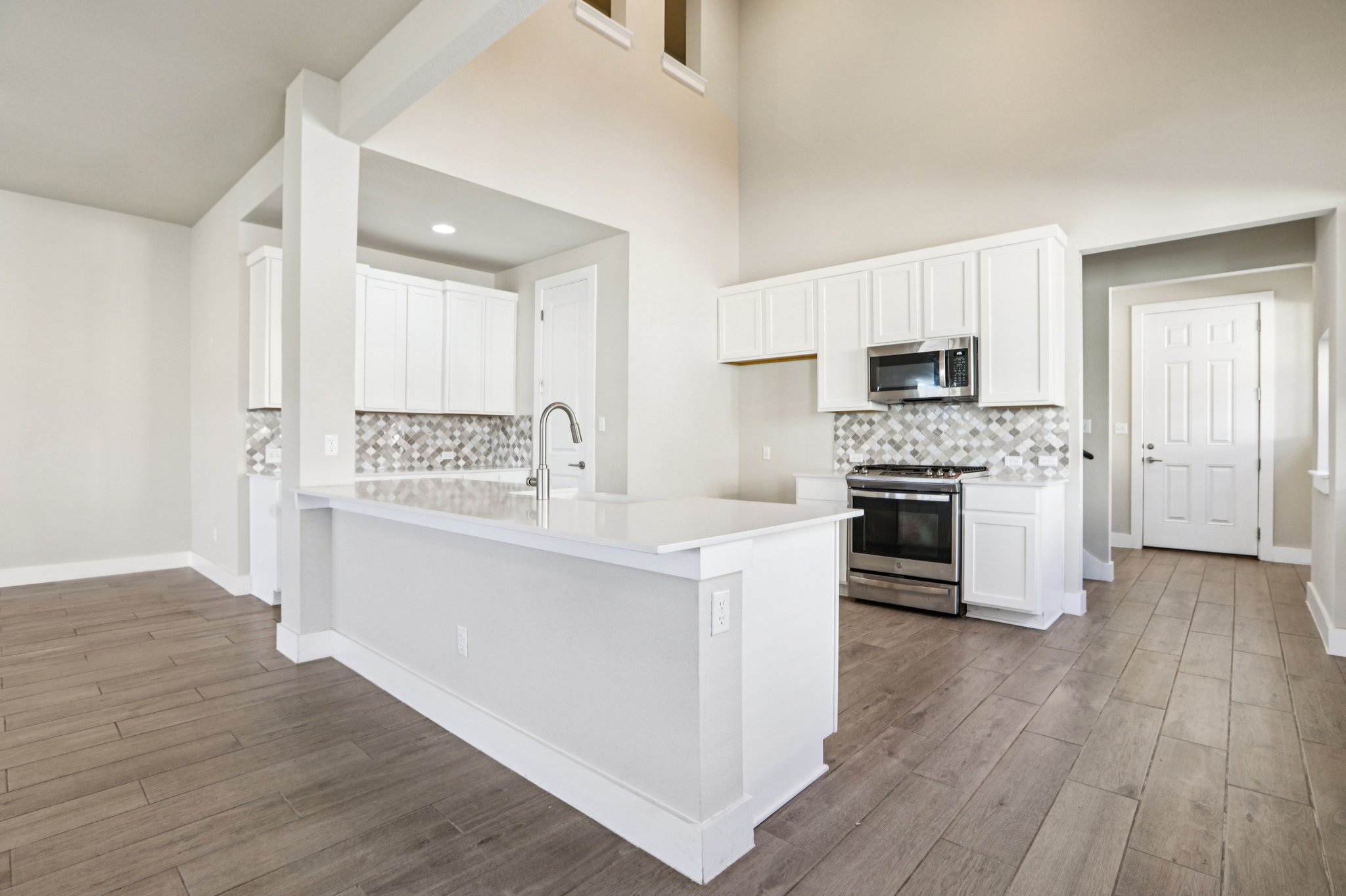 Wild Sage Ln-S2611-013.jpg