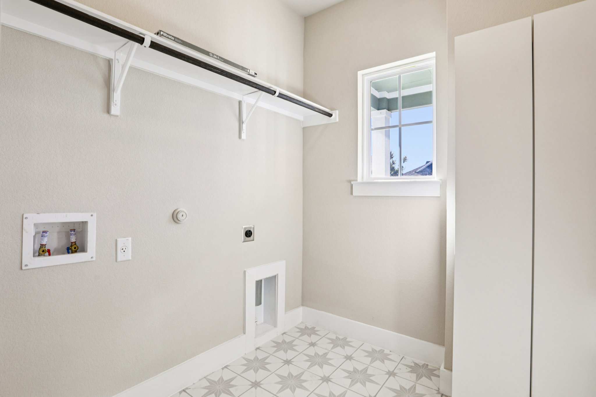 Wild Sage Ln-S2611-016.jpg