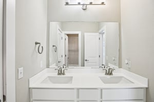 Wild Sage Ln-S2611-026.jpg