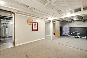  Photo 34