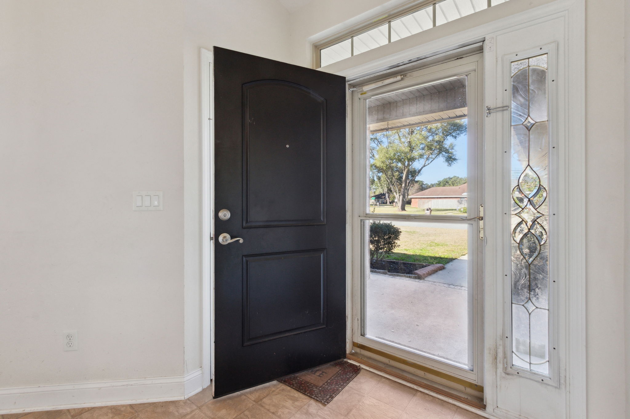 Front Entry Detail