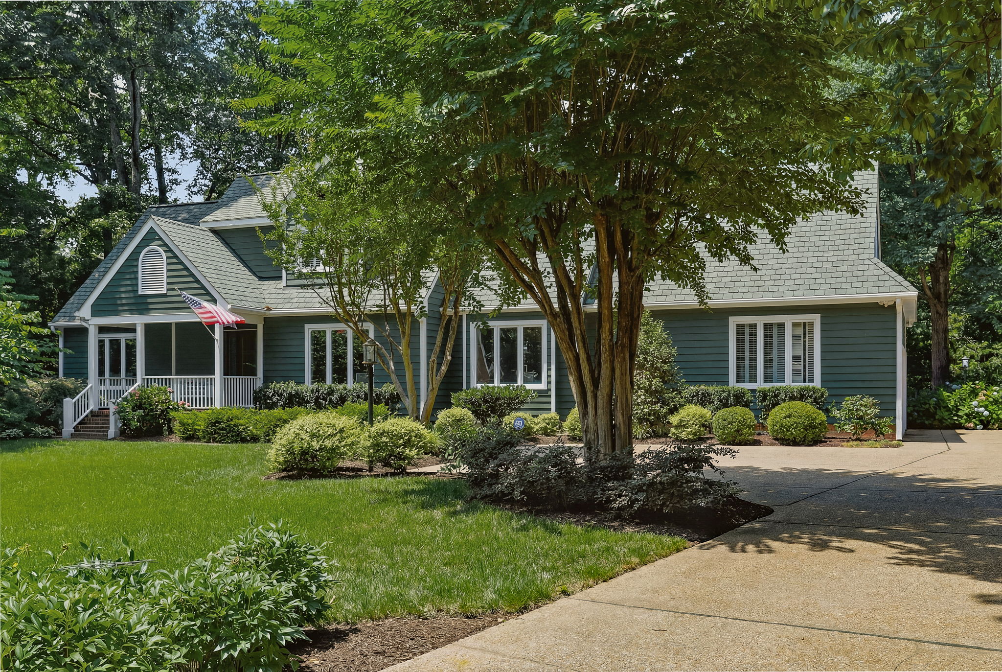 01-Exterior Front