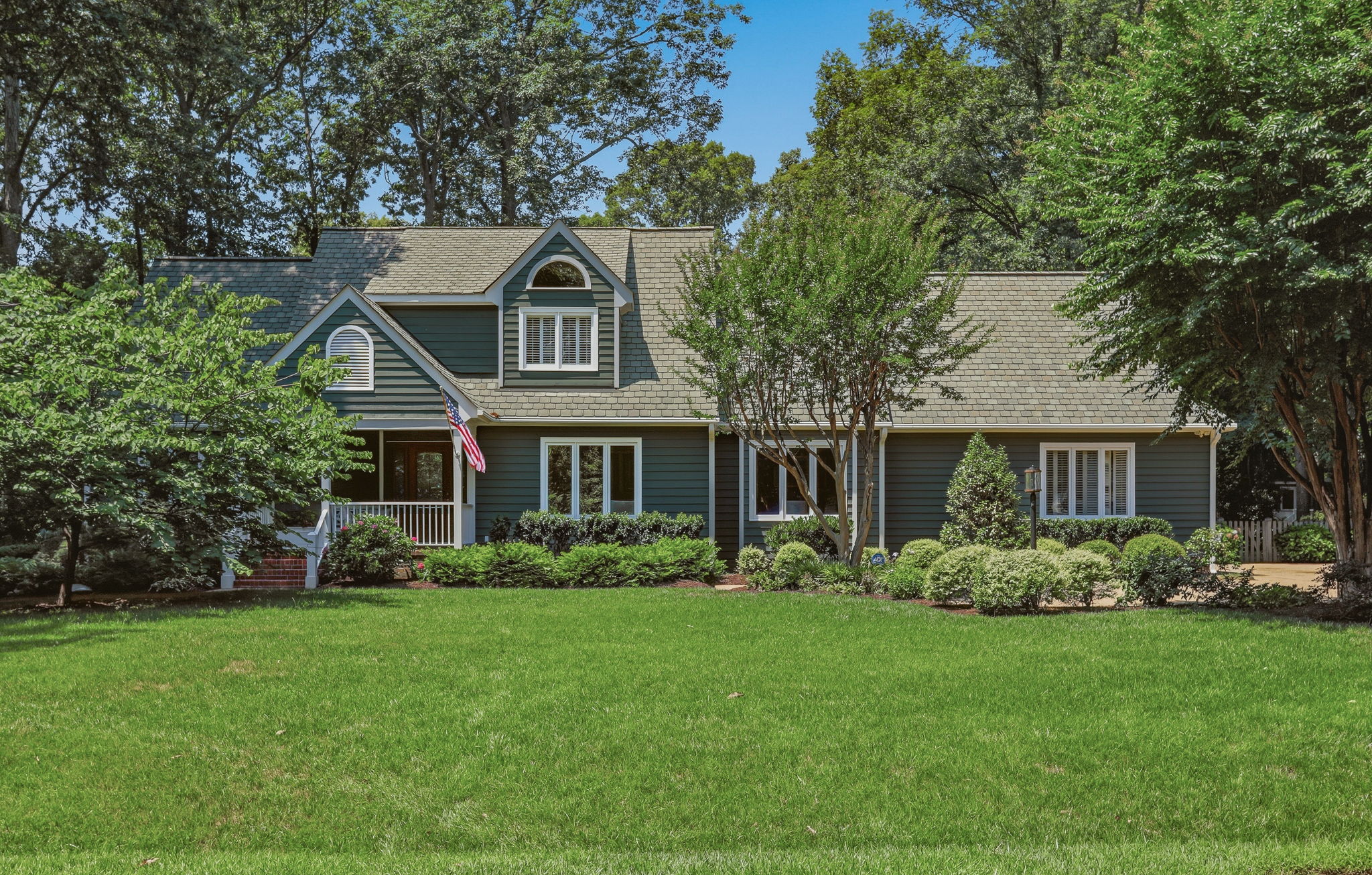 02-Exterior Front