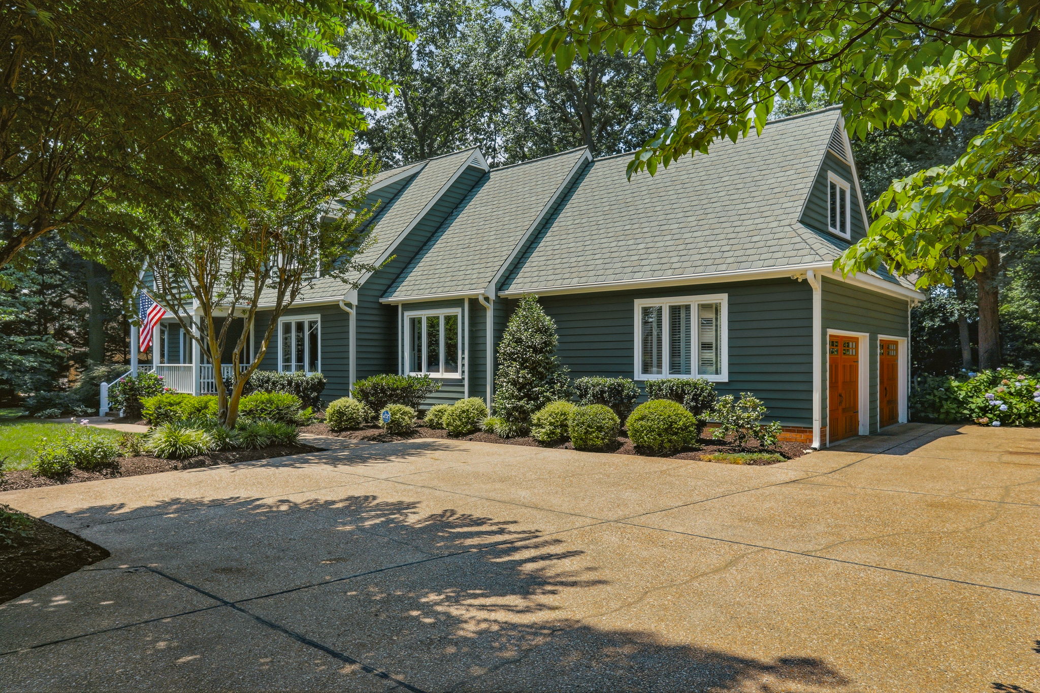 03-Exterior Front