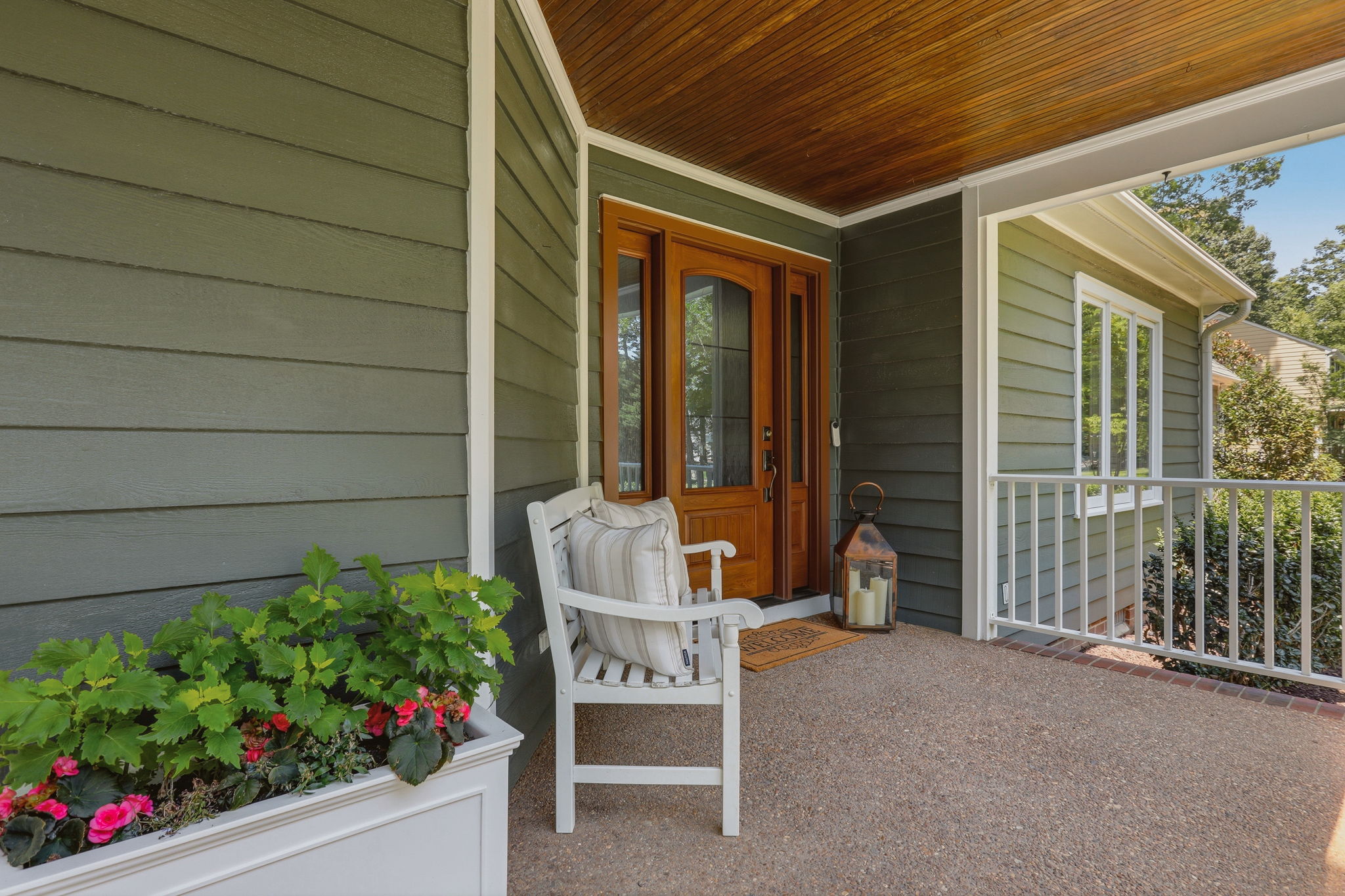06-Front Porch