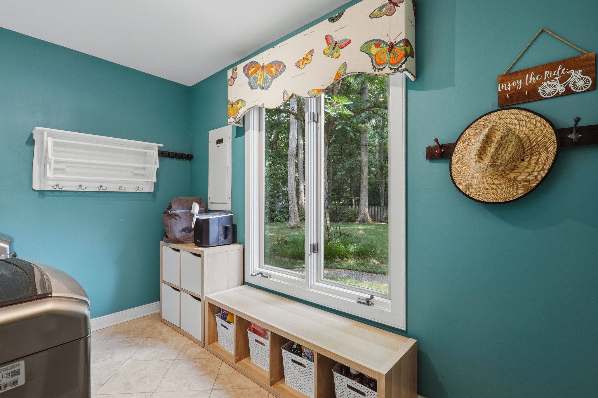 25-Laundry Room