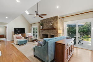11-Family Room