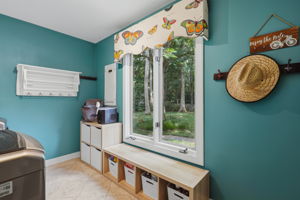 25-Laundry Room