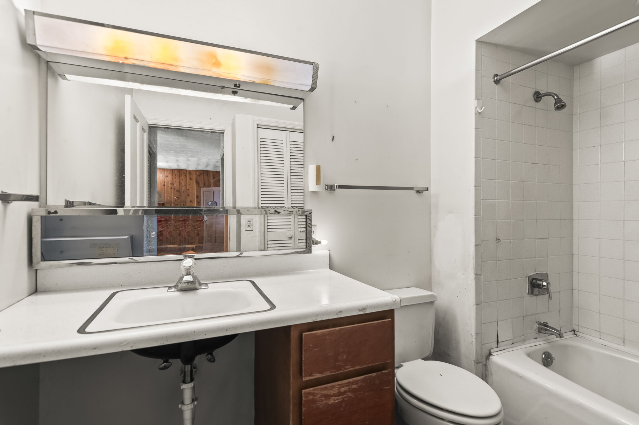 Bed 4 Bath