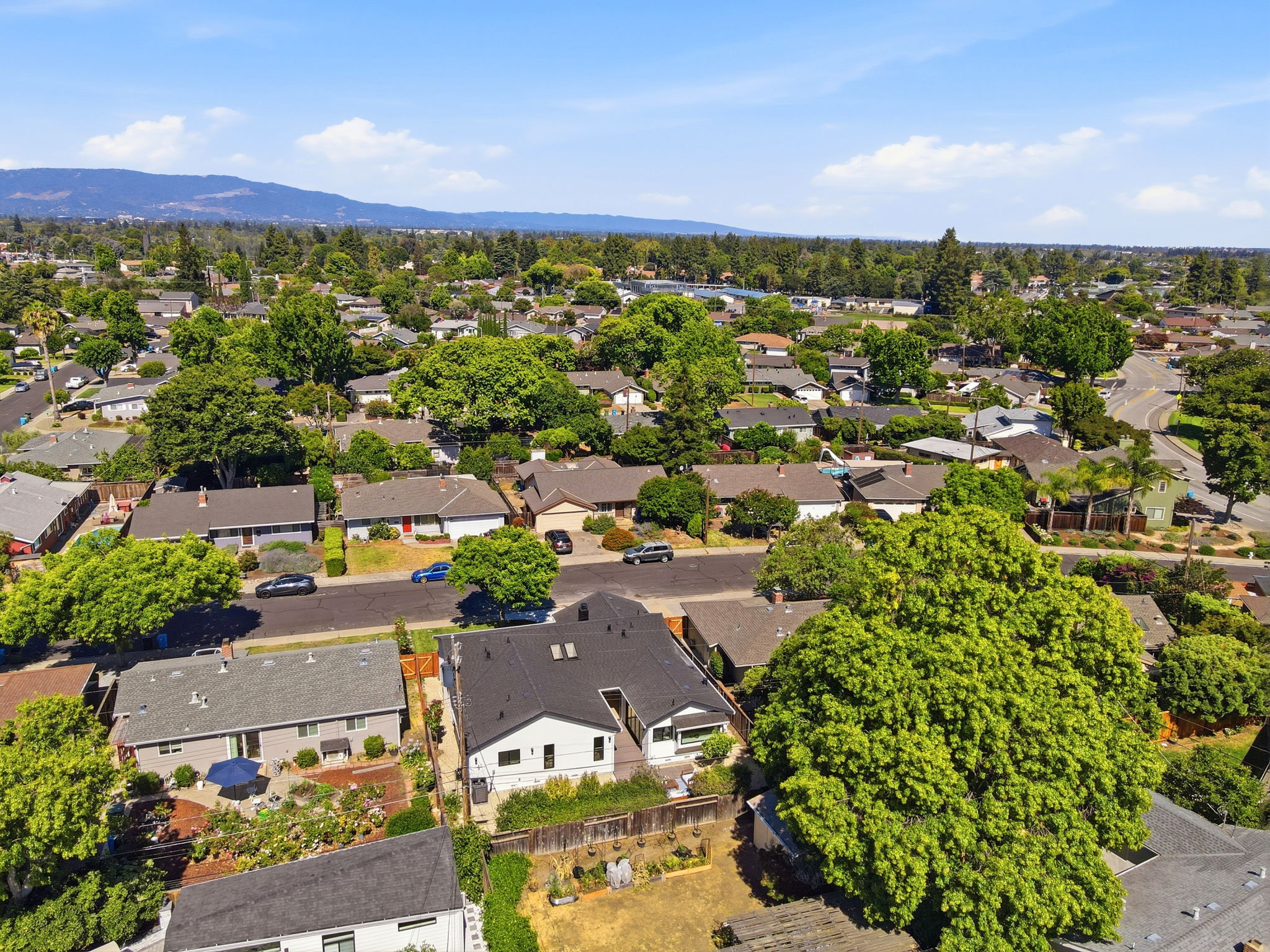 012_F8_AERIAL_2320 Talia Ave
