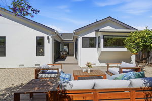 042_F8_2320 Talia Ave