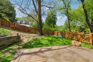 Milford Dr-S0605-041.jpg