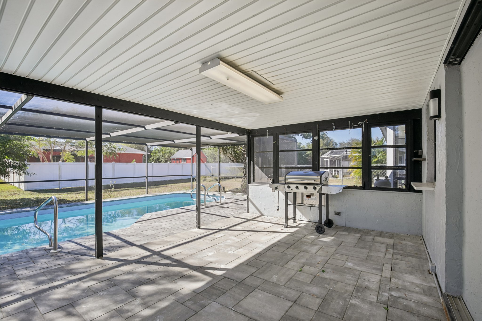 McBurney Ave-S2001-025.jpg