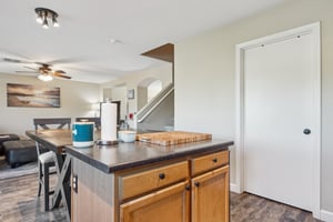 23222 N 22nd Pl - 008.jpg