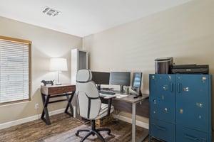23222 N 22nd Pl - 009.jpg