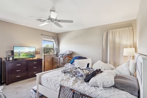 23222 N 22nd Pl - 013.jpg