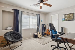 23222 N 22nd Pl - 018.jpg