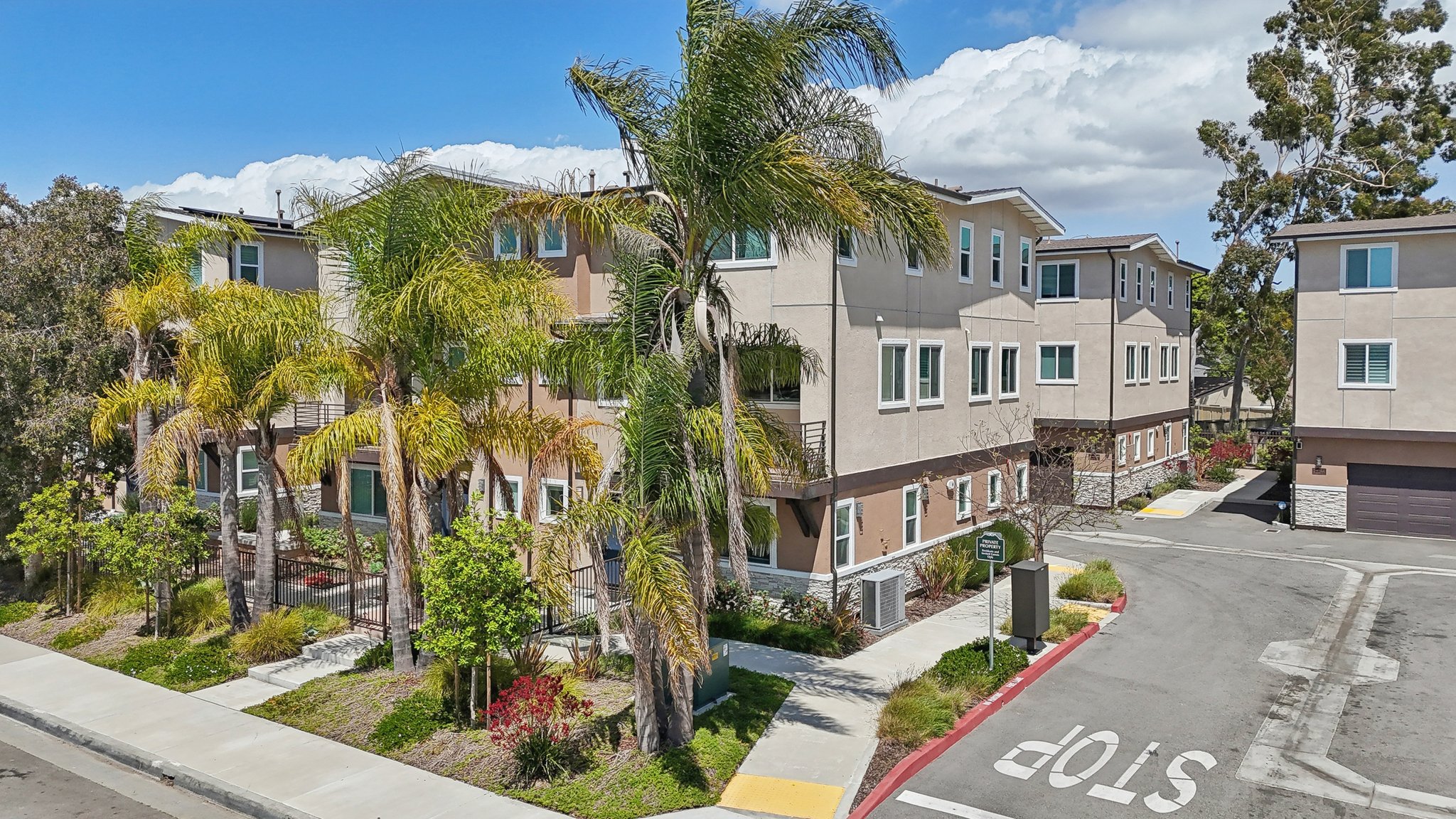 Marigold Ave-1405-042.jpg