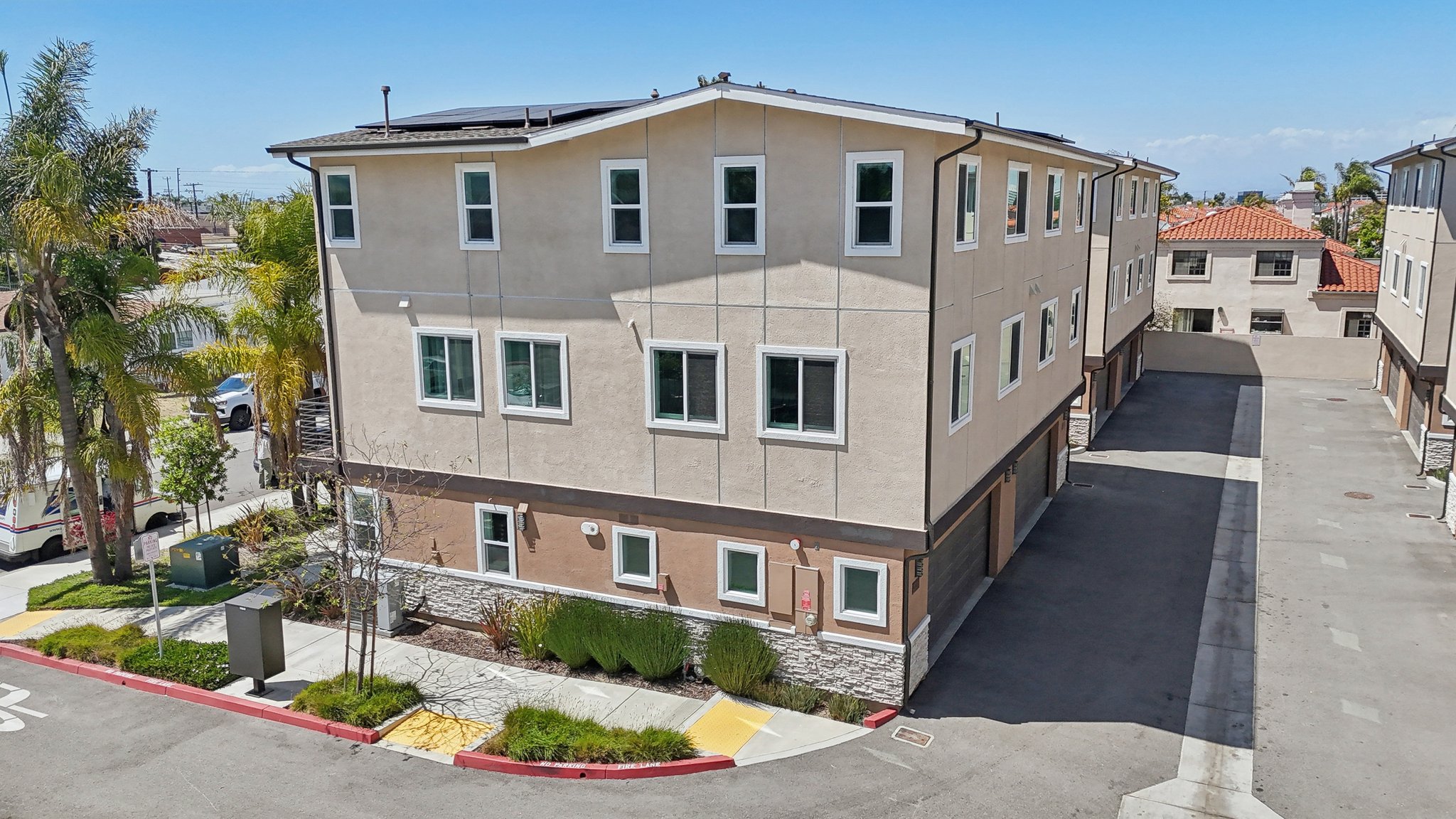 Marigold Ave-1405-050.jpg