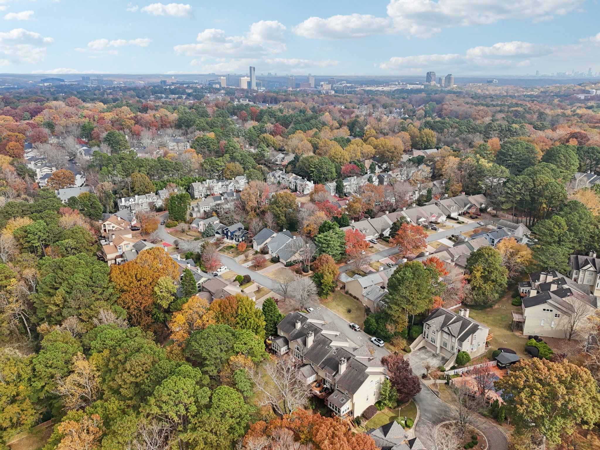 Goodwood Blvd SE-S2111-011.jpg