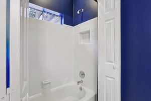 Goodwood Blvd SE-S2011-019.jpg