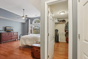 Goodwood Blvd SE-S2011-034.jpg