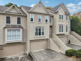 Goodwood Blvd SE-S2111-002.jpg