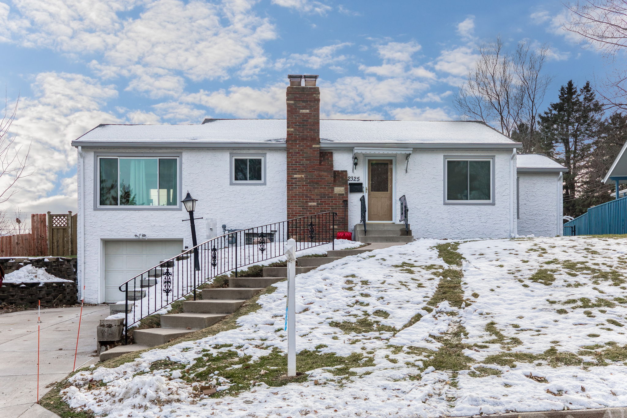  2324 Isalona Ln, South Saint Paul, MN 55075, US