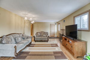  2324 Isalona Ln, South Saint Paul, MN 55075, US Photo 7