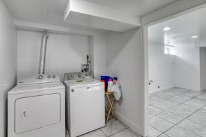  2324 Isalona Ln, South Saint Paul, MN 55075, US Photo 28