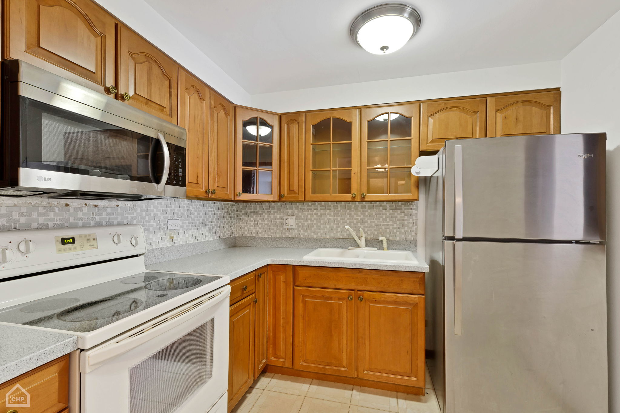 2325 N Neva Ave 409_006