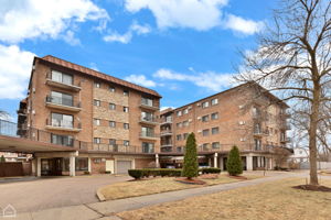 2325 N Neva Ave 409_001