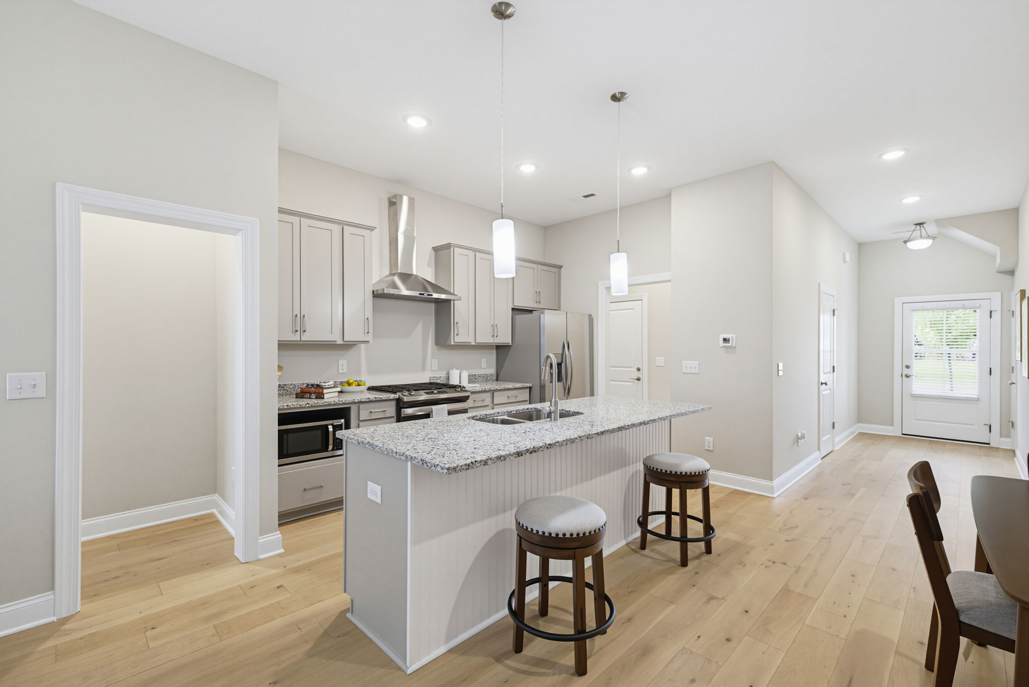 2325 Tribek Ct-8