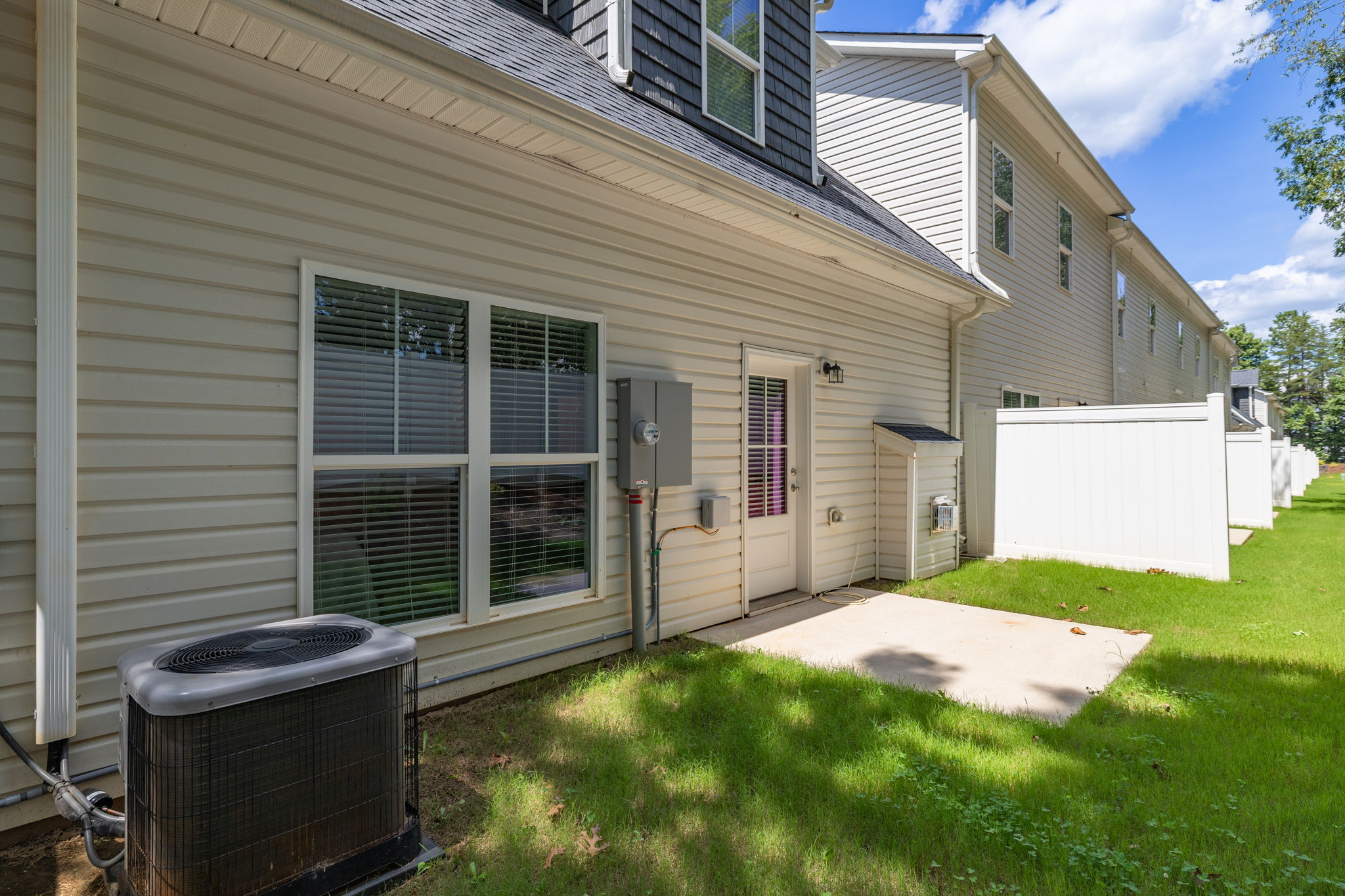 2325 Tribek Ct-34