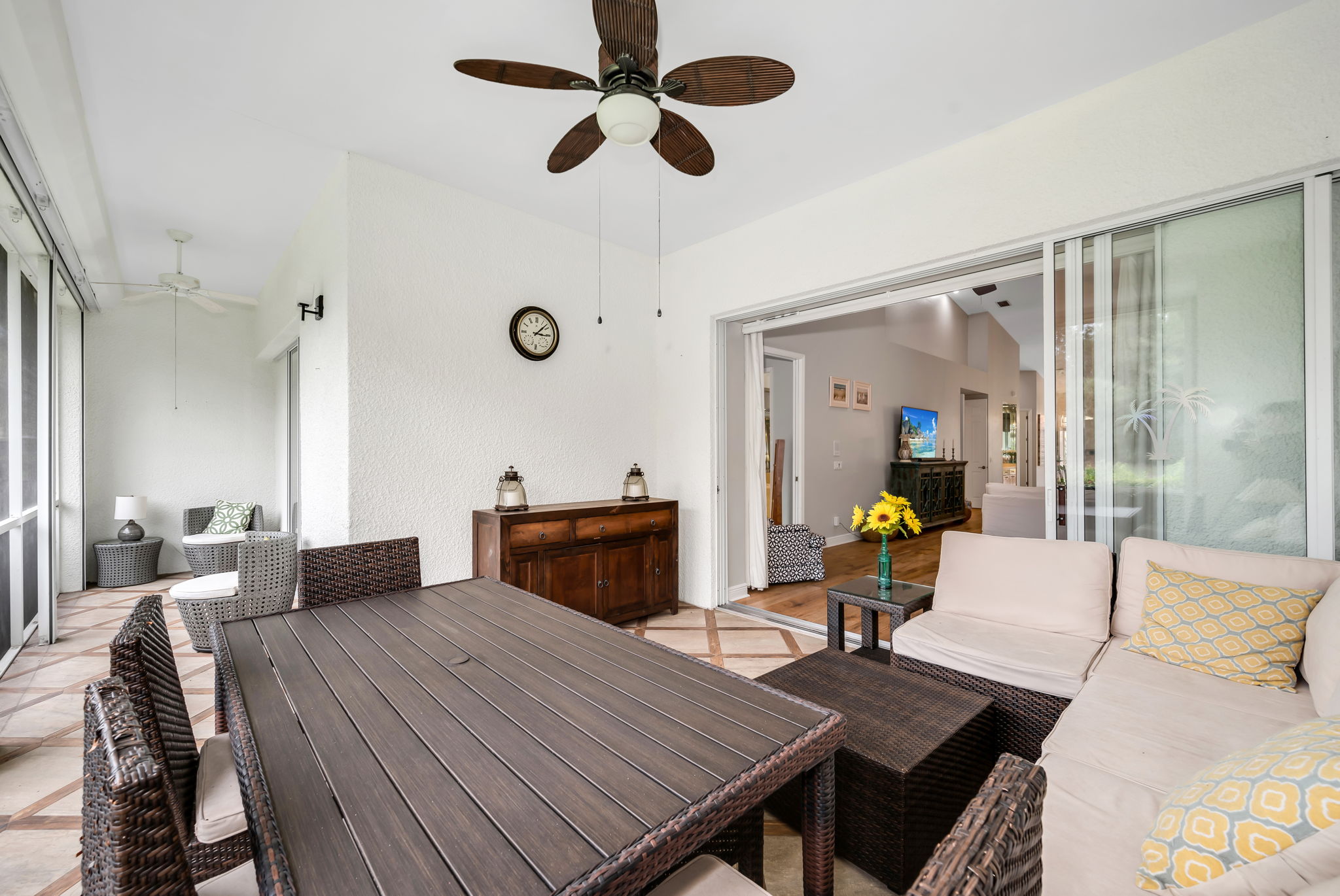 Lanai Overview