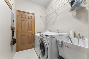  Photo 34