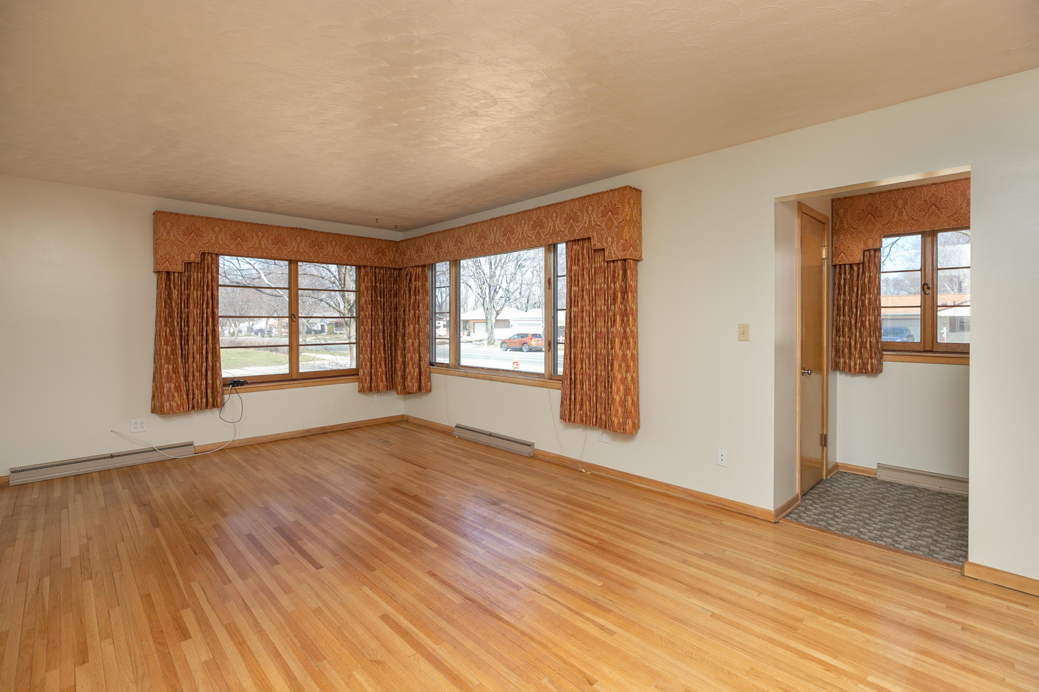 03-Living Room