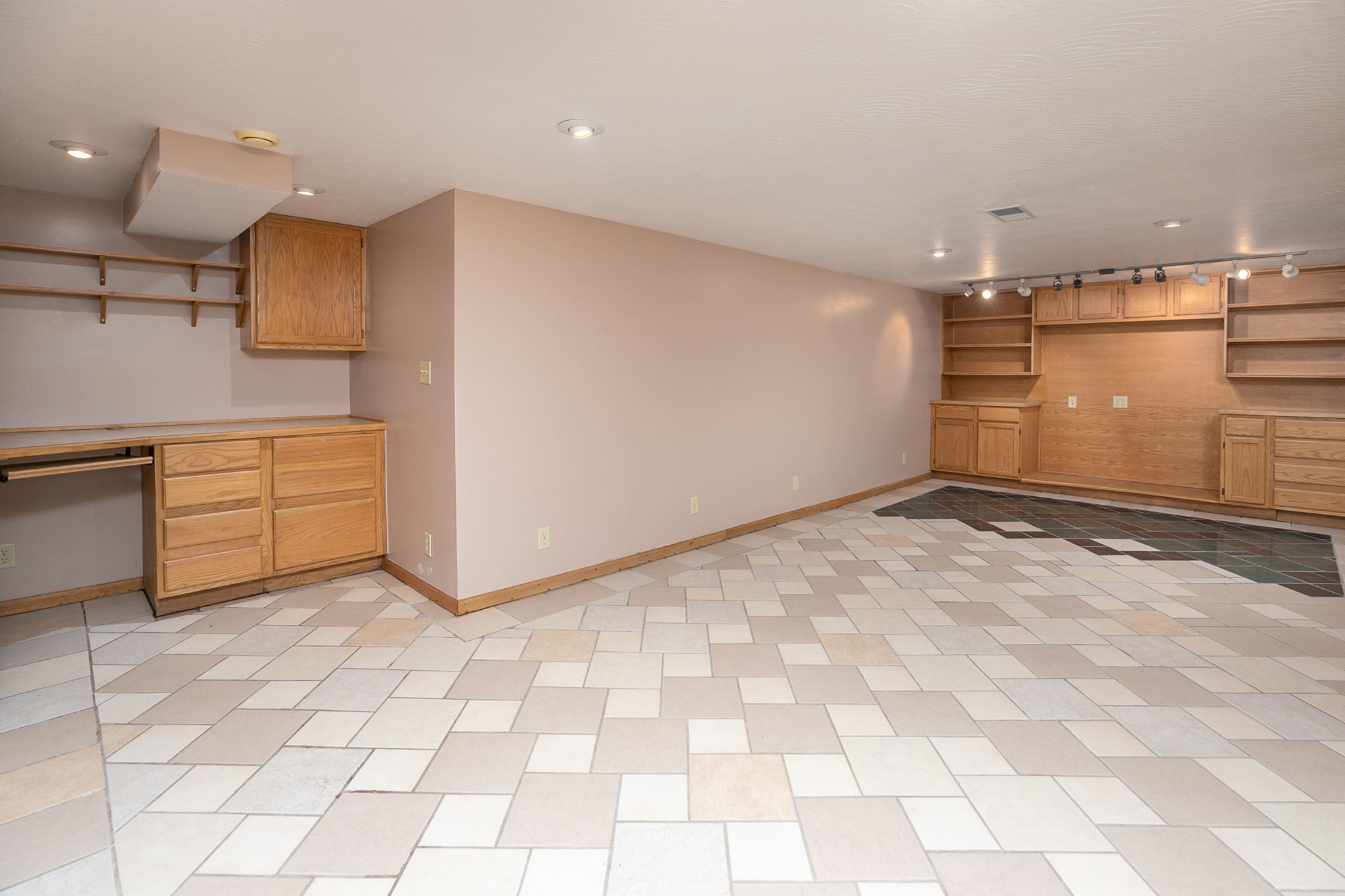 21-Family Room
