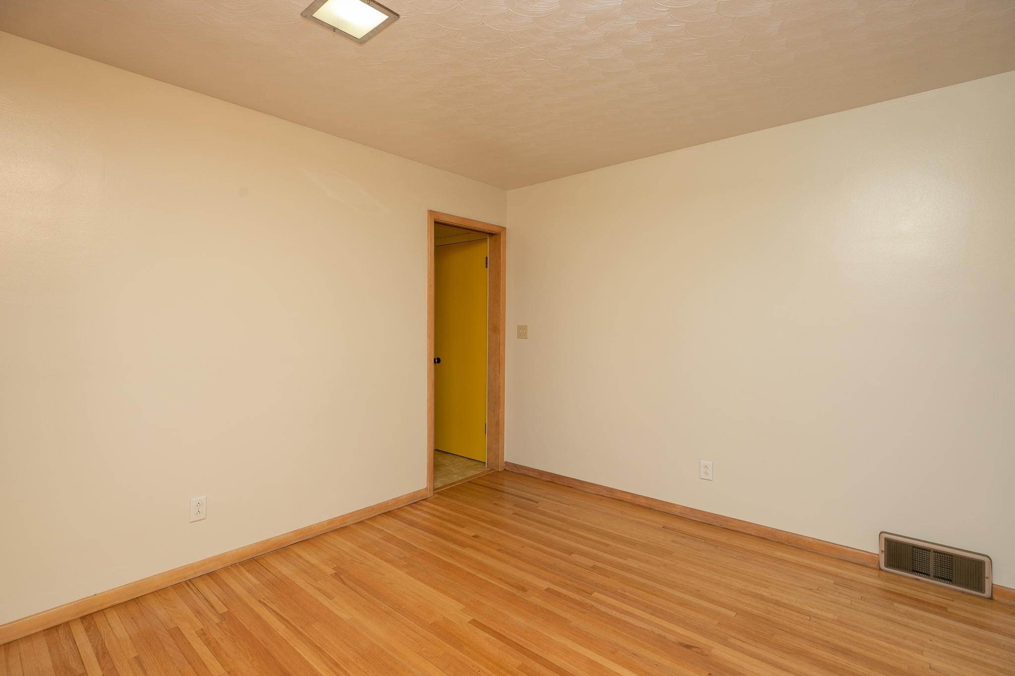 08-Dining Room