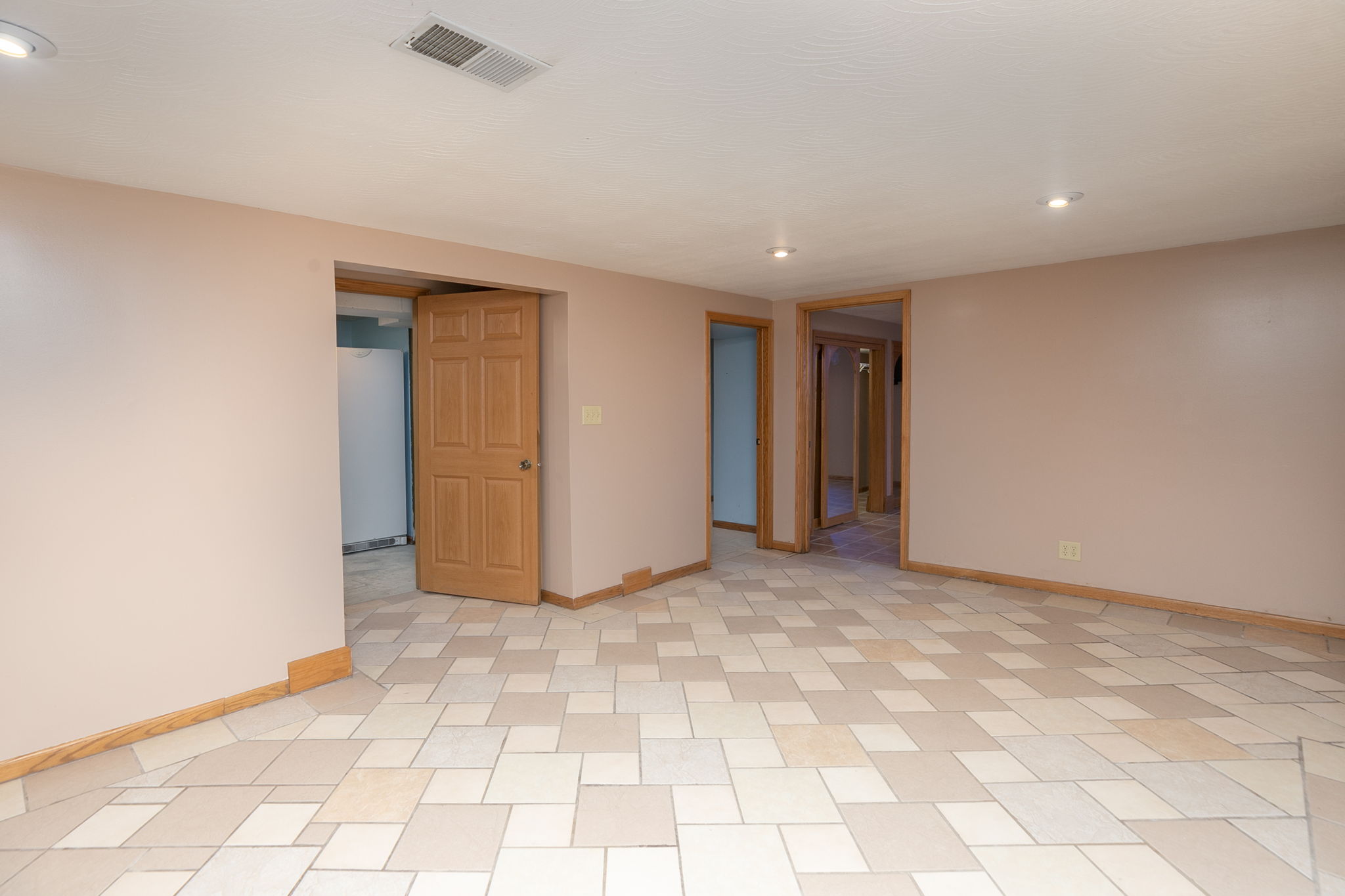 23-Family Room