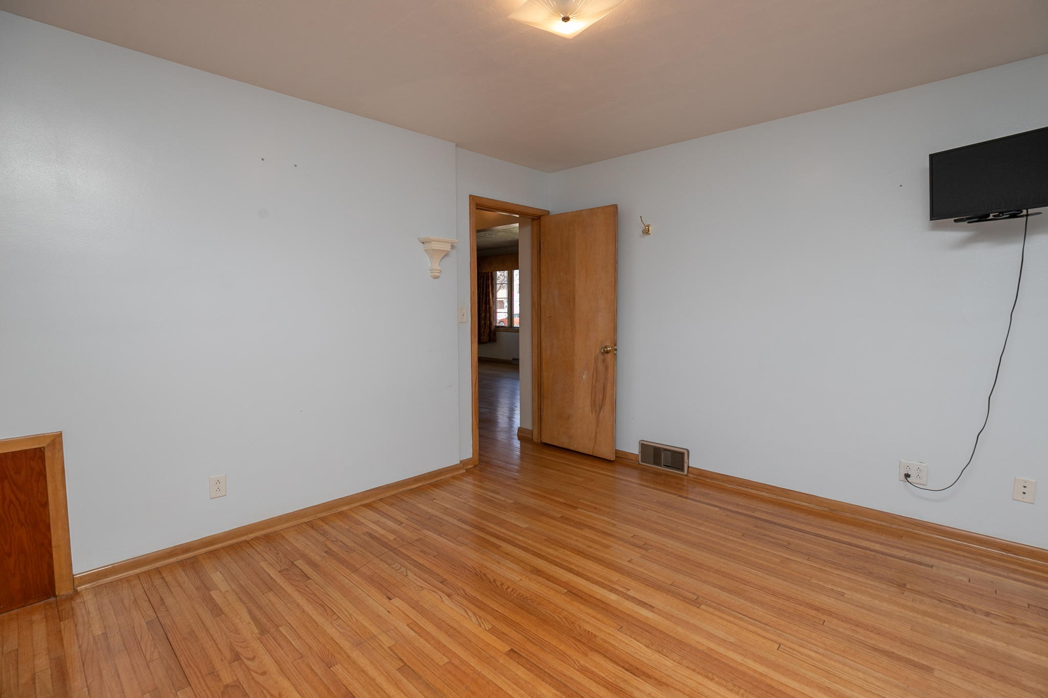 17-Bedroom 1