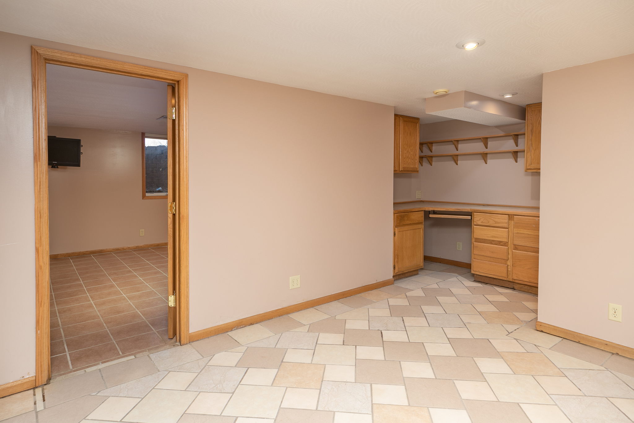24-Family Room