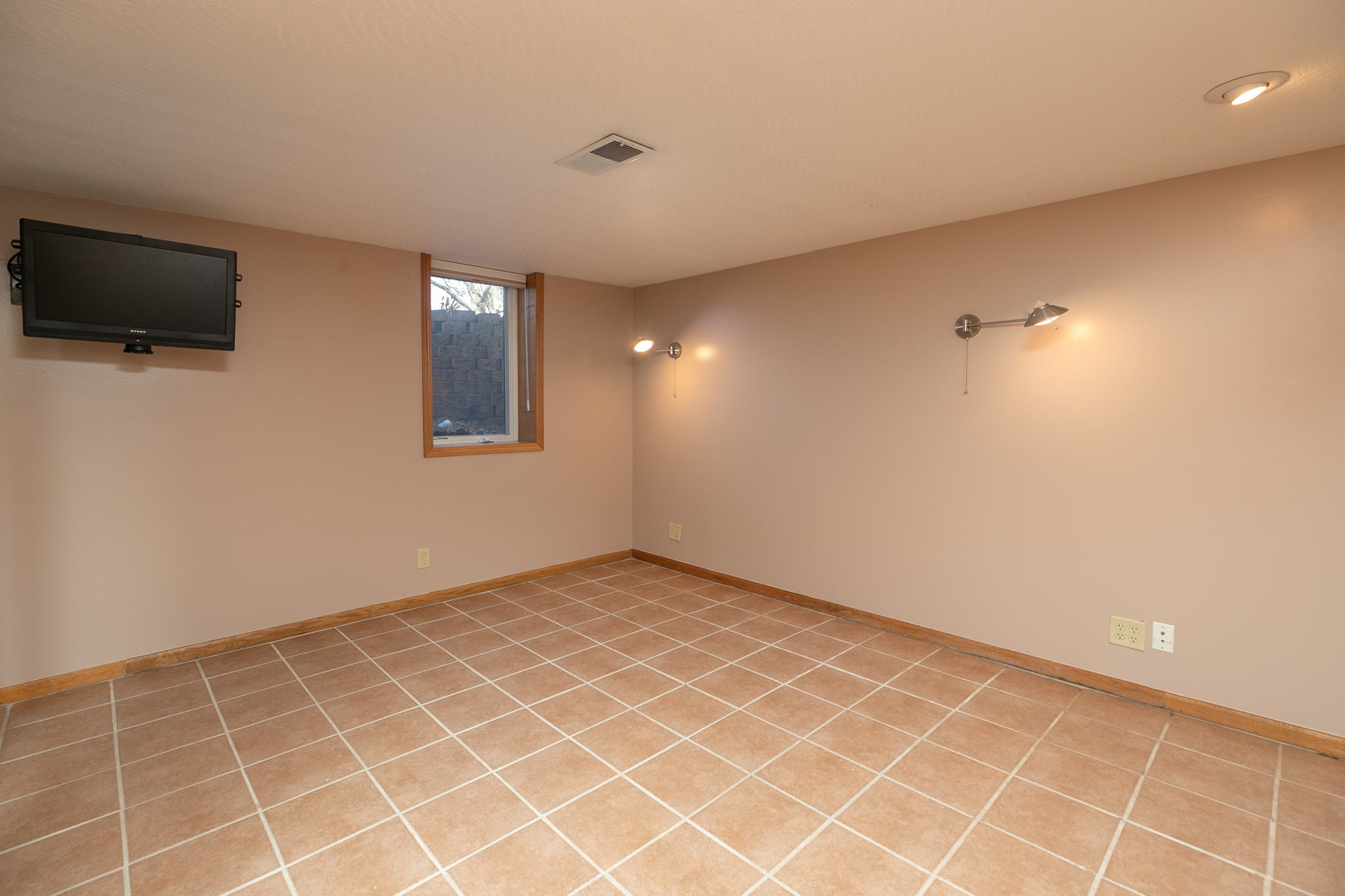 25-Bedroom 3