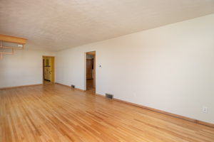 05-Living Room