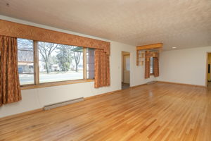 06-Living Room