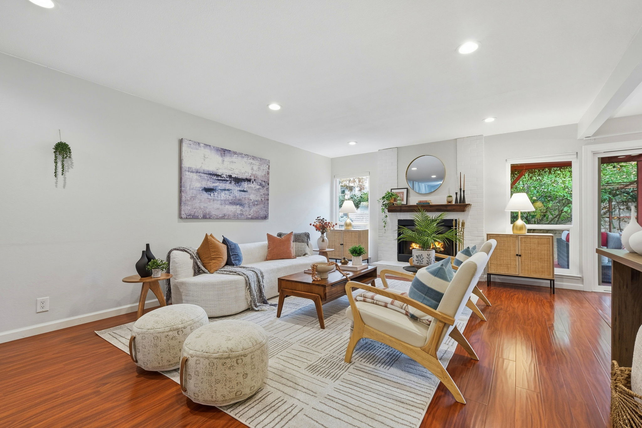 006_F8_2327 Royal Ann Dr